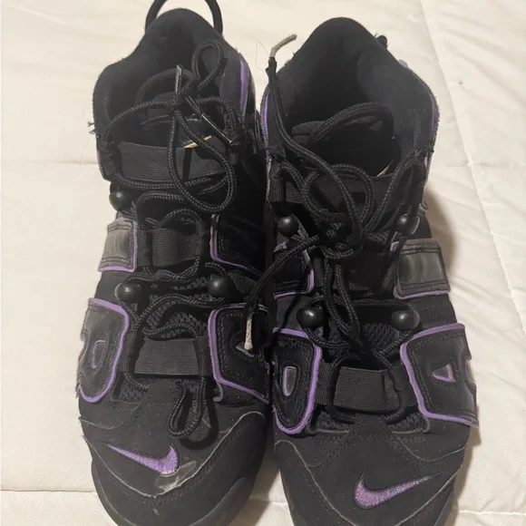Nike Black and Purple Sneakers - Picture 10 of 11